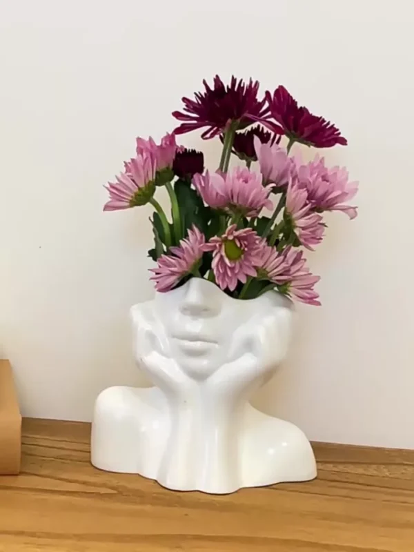 Nordic Vinyl Vase Creative Human Body Shape Hydroponic Vase Desktop Ornament Home Decor