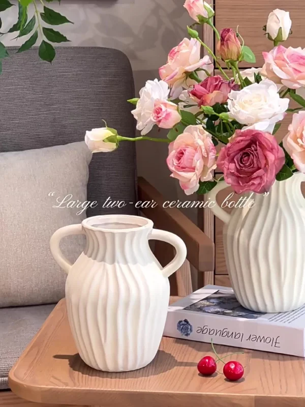 Nordic Flower Vases Shell Shaped Ceramic Vessels Stripe Pattern Vase with Handle