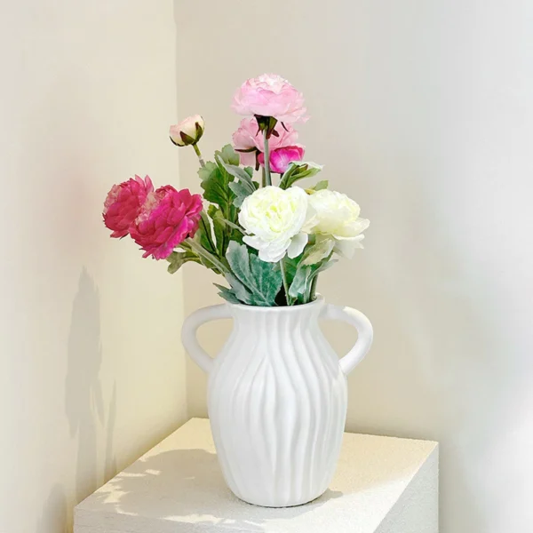 Nordic Flower Vases Shell Shaped Ceramic Vessels Stripe Pattern Vase with Handle