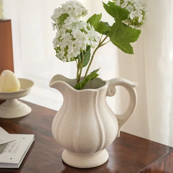 Nordic ins Style Retro Ceramic Vase White Water Bottle Decoration Living Room Desktop Dried Vase